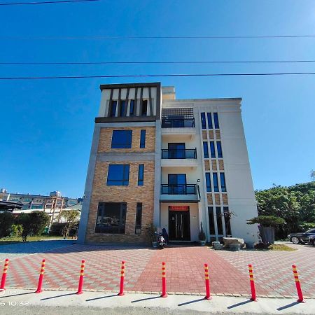 花蓮法蘿拉電梯田園民宿附設私人停車場 Цзянь Экстерьер фото
